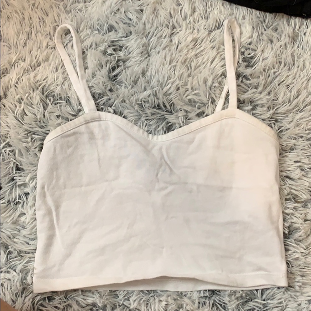 Strappy cropped tank top